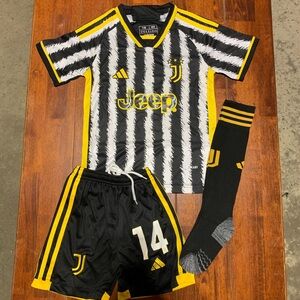 Kids Juventus 23/24 Jerseys